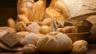 Ekmek israfına son: Pizzadan kısıra, kadayıftan mantıya... Bayat ekmekle yapılan 8 tarif