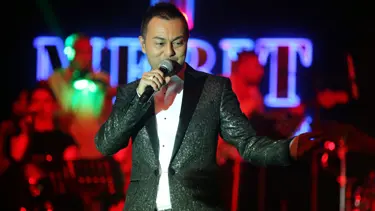 Serdar Ortaç’ın sahne aldığı mekana bomba ihbarı (Bulgaristan)