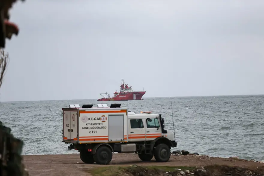 Marmara’da batan gemideki denizciler aranıyor: Savcılık HTSkayıtlarını istedi; telefon görüşmeleri incelenecek 13