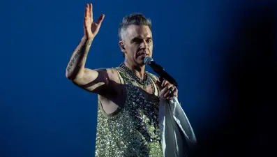 Robbie Williams'ın annesi demansla mücadele ediyor: Artık beni tanımıyor