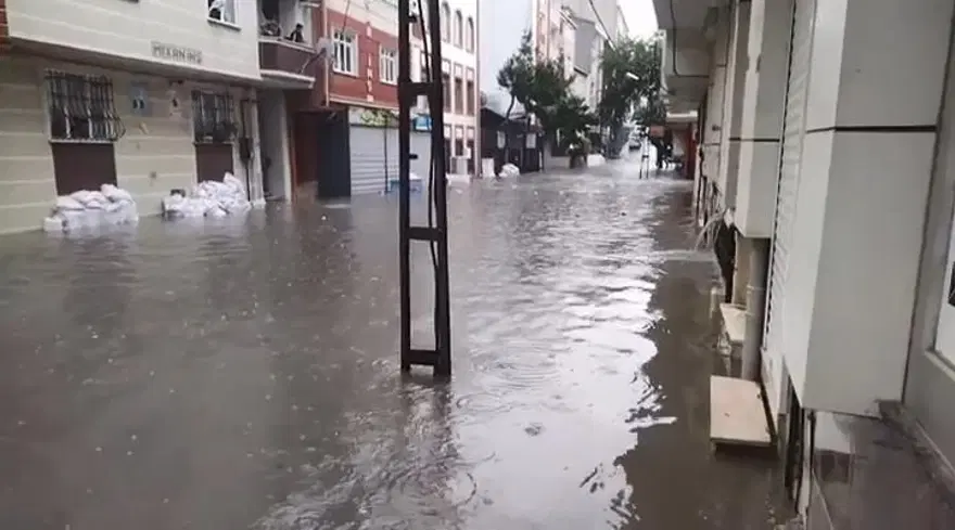 ESENYURT'TA YİNE SU BASKINI 3