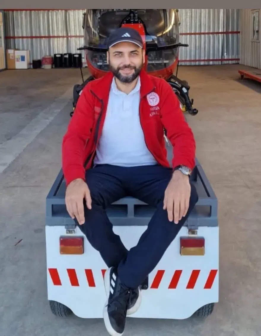 Helikopter kazasında hayatını kaybeden teknisyenin röportajı ortaya çıktı: Hava şartlarındaki değişkenliğe dikkat çekmiş 5 Helikopter kazasında hayatını kaybeden teknisyenin röportajı ortaya çıktı: Hava şartlarındaki değişkenliğe dikkat çekmiş 5