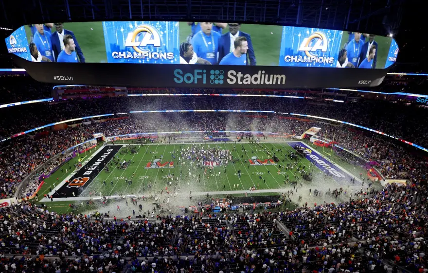 Los Angeles Rams Super Bowl'da şampiyon 4