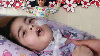 İğneye alerjisi çıktı: Görme, konuşma ve yürüme yetilerini kaybetti