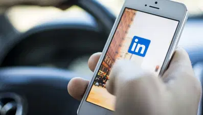 LinkedIn'den çalışanlara bir hafta "kafa izni"