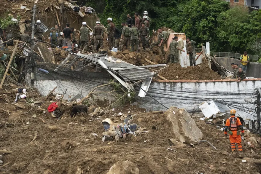 Brezilya'daki sel felaketinde ölenlerin sayısı 111'e yükseldi 8