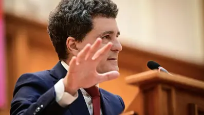 Romanya'nın yeni cumhurbaşkanı Dan, yemin ederek göreve başladı