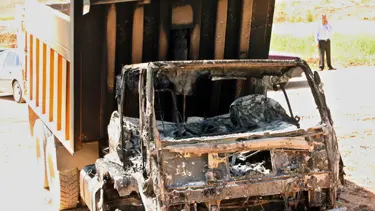 PKK’lılar AK Parti’li başkanın taş ocağını bastı