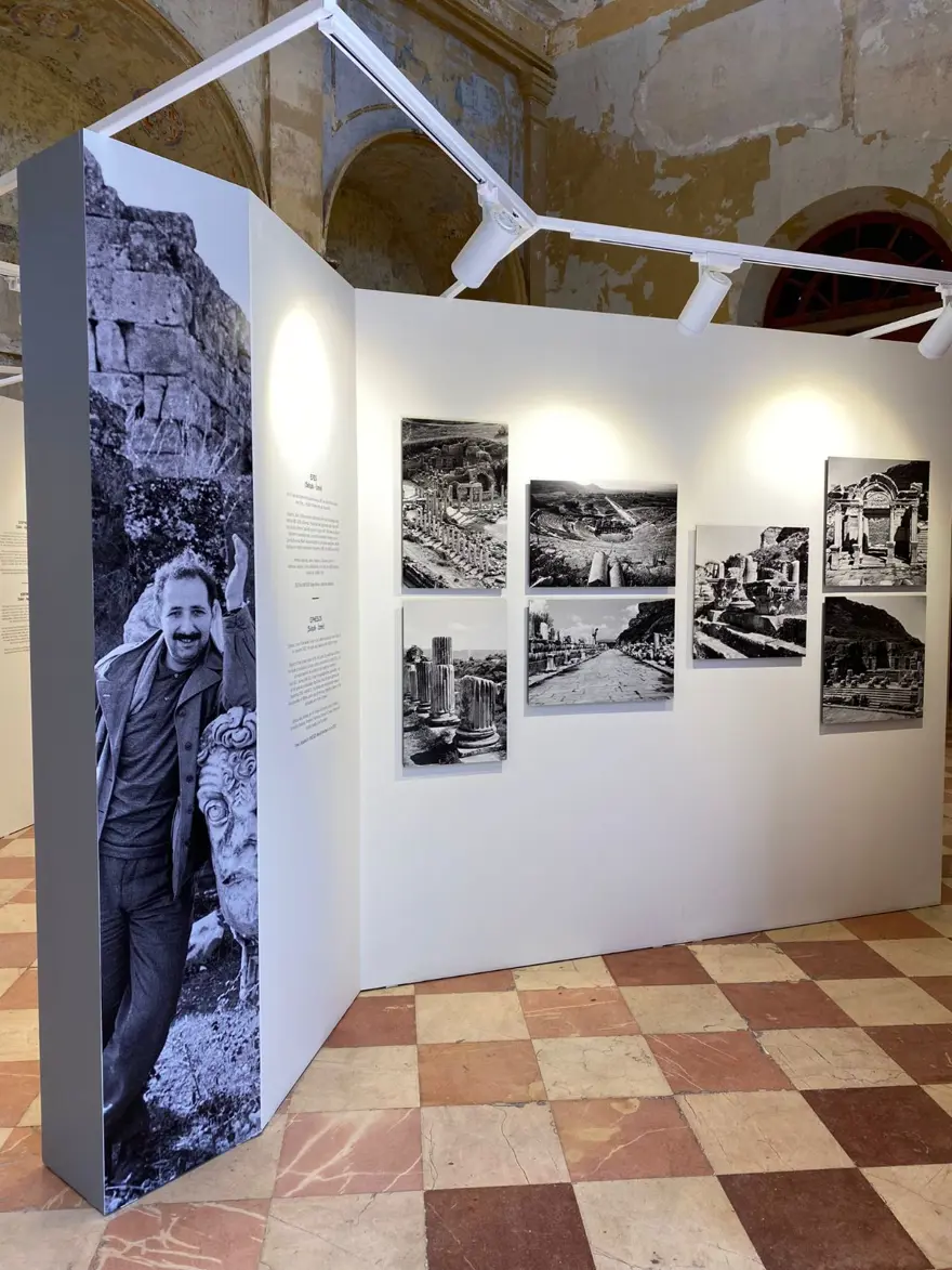 Tarih Size Bakıyor Ara GülerFotoğraflarında Arkeoloji sergisi açılıyor 