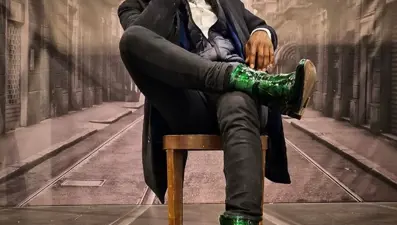 Herkes ondan korkuyor: Askeri üste UFO istilası bekleyen milyoner