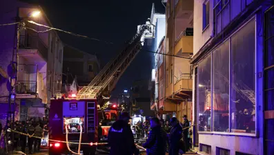 İstanbul Kadıköy'de binada patlama: Üç kişi hayatını kaybetti