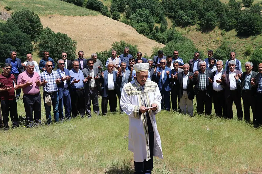 Yaylada "bal duası"na çıktılar 8