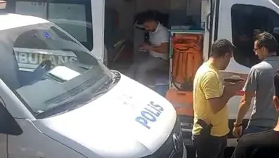 Adana'da maskeli soygun: Kuyumcuyu vurup, bir kilo altın çaldılar