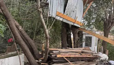 Ağrı’daki köyde 'rüzgar' hasarı