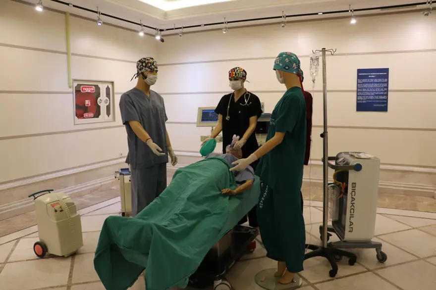 Atatürk'ün sağlık raporları 'anestezi tarihi' sergisinde 14