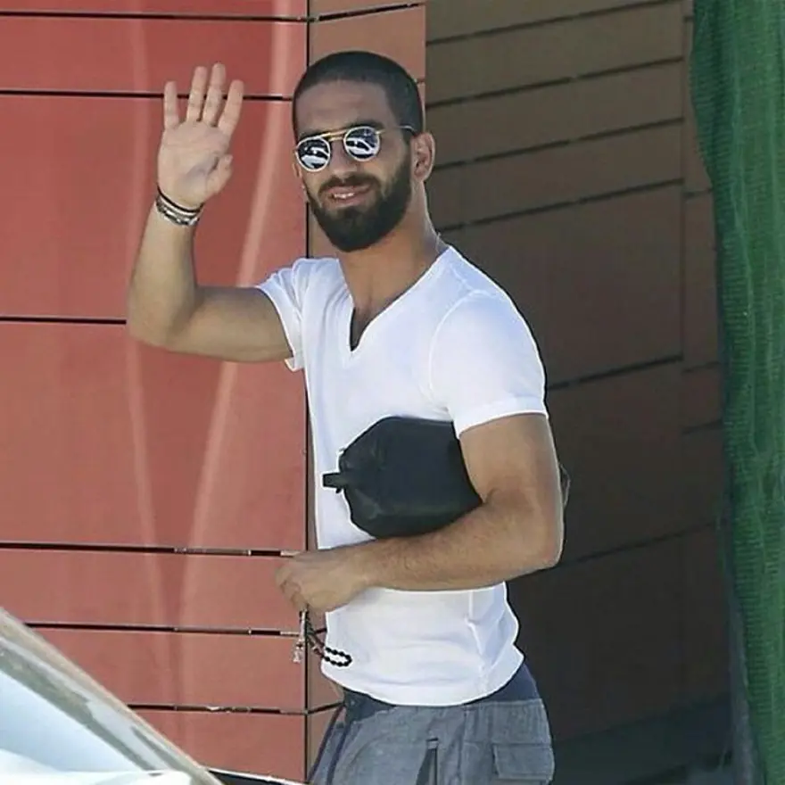 Arda Turan'ın 15 milyon euroluk malikanesi 100 Arda Turan'ın 15 milyon euroluk malikanesi 100