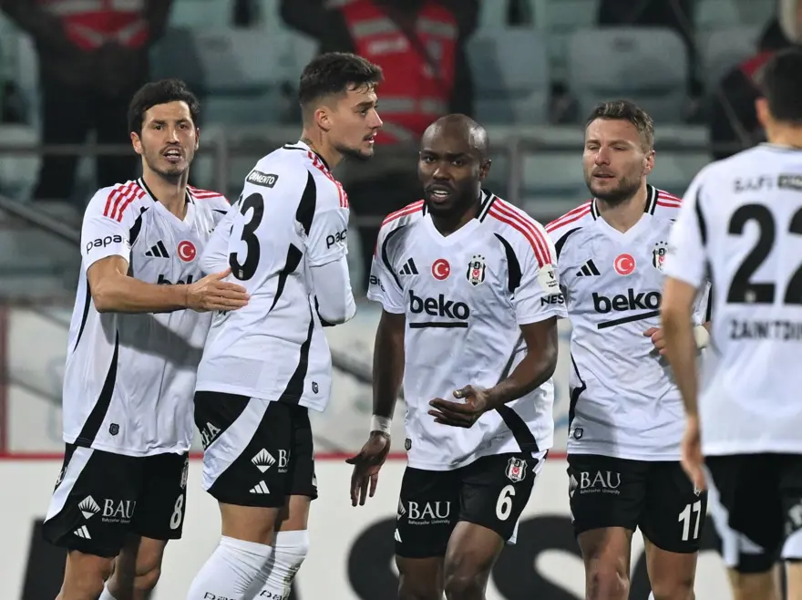 Beşiktaş'ta ayrılacak isimler netleşiyor: Onana, Chamberlain, Masuaku ve Musrati listenin başında 