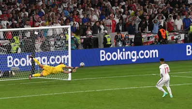 İngiliz futbolcu Sancho'dan, EURO 2020 finali sonrası maruz kaldığı ırkçı saldırılara cevap