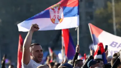 "Sırbistan'ı Vermeyiz" mitingi: Vucic destekçisi 55 bin kişi katıldı