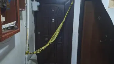 Pendik'te feci olay: Çocuklarının gözü önünde karısını başından vurup öldürdü