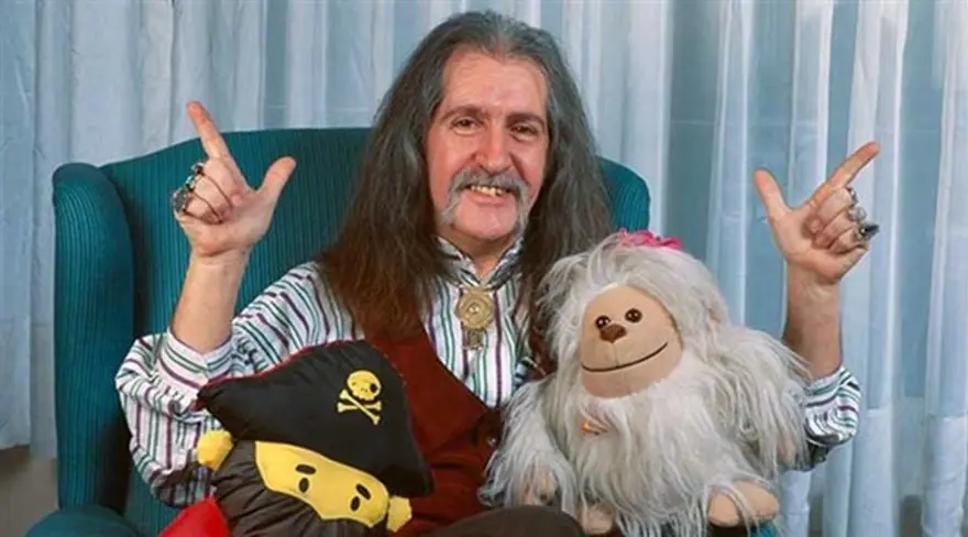 Gelenekten geleceğe köprü kuran sanatçı: Barış Manço 8