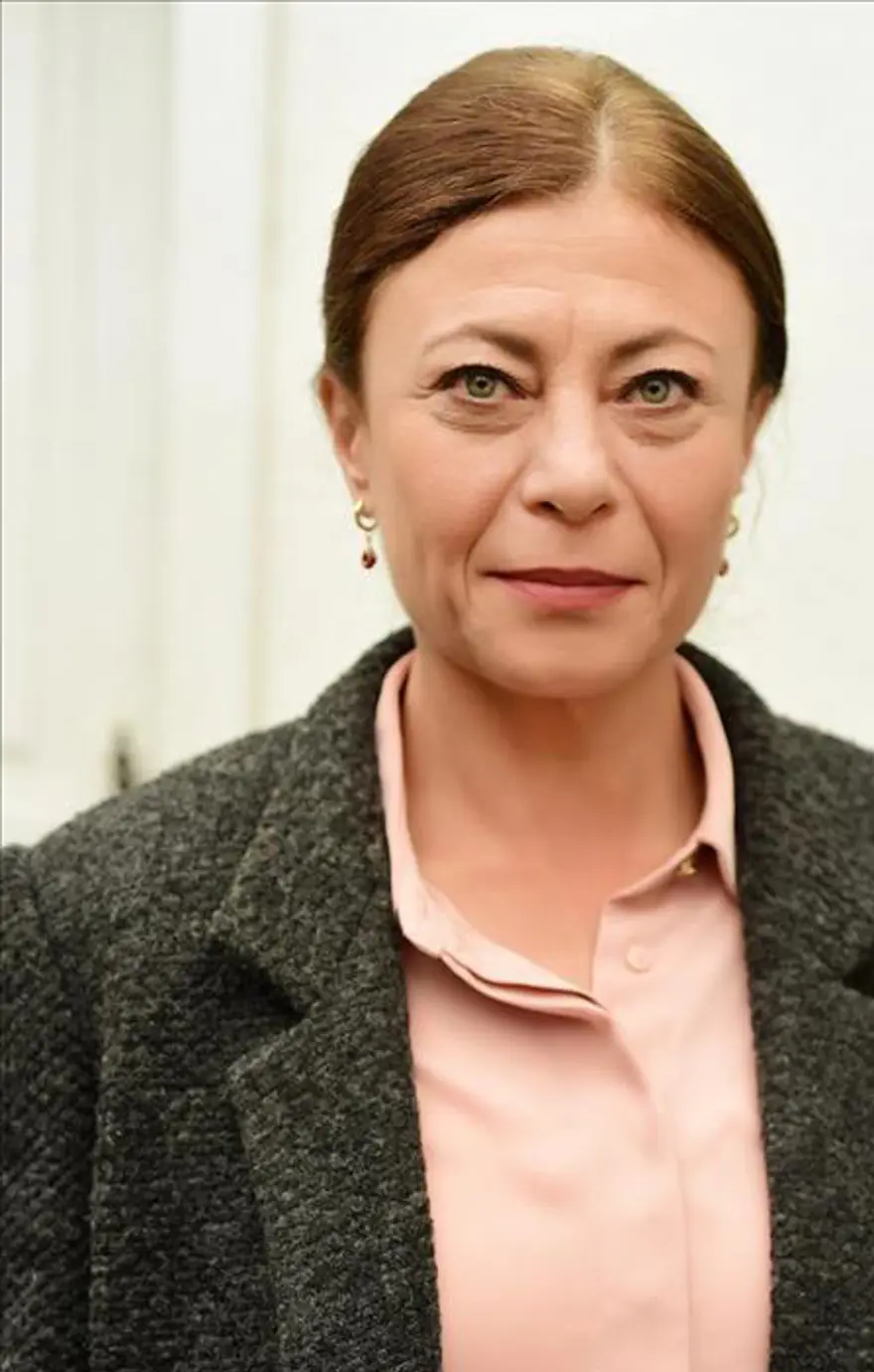 İstanbullu Gelin dizisinin oyuncuları hangi burç 12