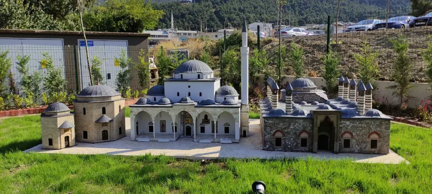 Osmanlı-Türk eserlerinin minyatürleri, Minia Balkantürk Açıkhava Müzesi'nde sergileniyor 