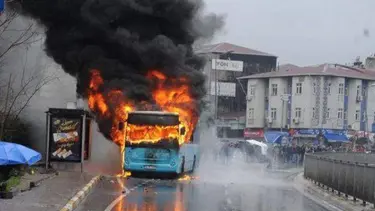 Halk otobüsüne molotoflu saldırı