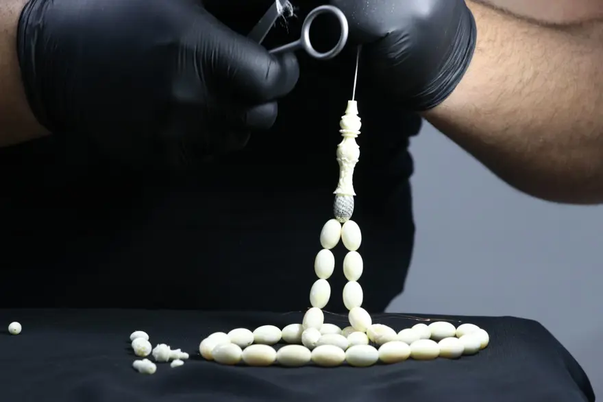 Çocuk yaşlarda başladığı meslekte  "Somut Olmayan Kültürel Miras Taşıyıcısı" ünvanı aldı 3