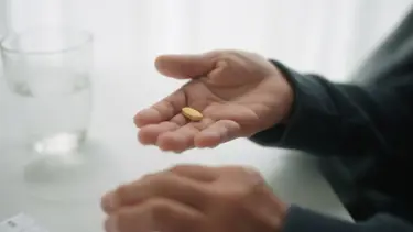 İlaçlı içeceği tespit eden dövme: Temas edince renk değiştiriyor