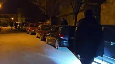 Park halindeki araçları çizip kaçtılar