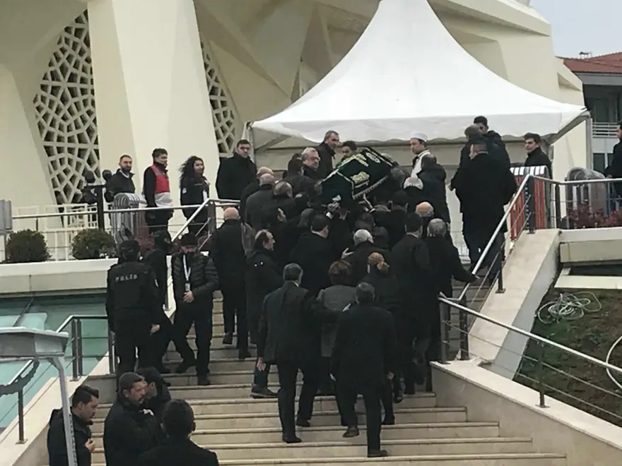 Yavuz Yılmaz son yolculuğuna uğurlandı 63 Yavuz Yılmaz son yolculuğuna uğurlandı 63