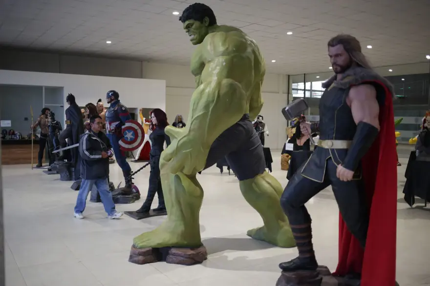 Bolivya'daki heykeltıraş, çizgi roman ve film karakterlerini yeniden oluşturuyor 17 Bolivya'daki heykeltıraş, çizgi roman ve film karakterlerini yeniden oluşturuyor 17