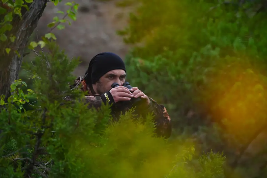 25 gün boyunca kamp kurup kızıl geyiklerin peşinde koştu 10 25 gün boyunca kamp kurup kızıl geyiklerin peşinde koştu 10