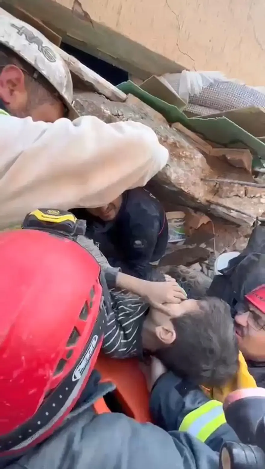 108. SAATTE KURTARILDILAR 4