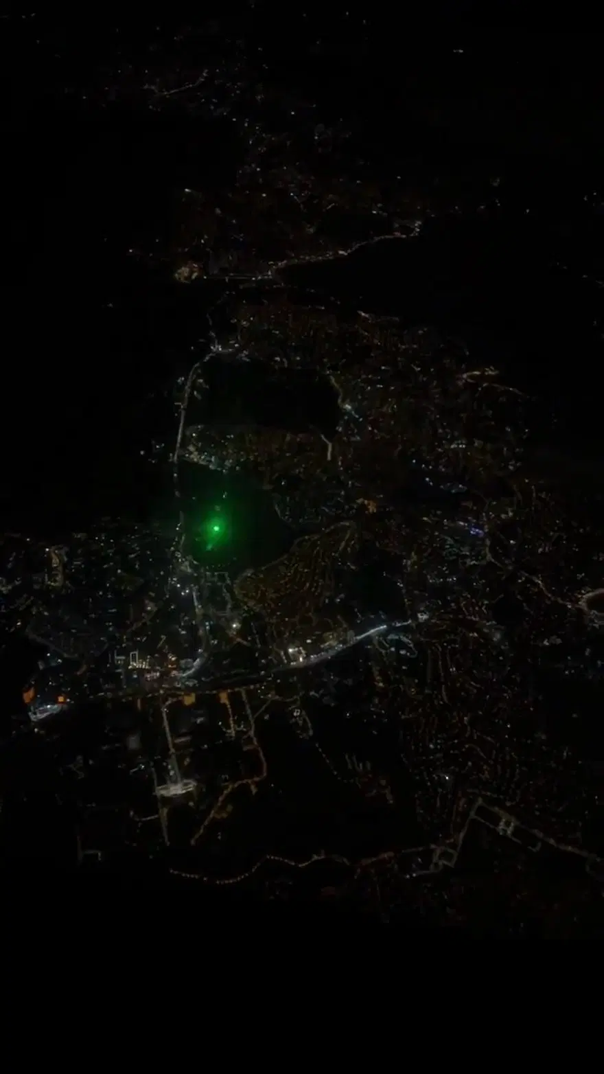 İstanbul uçağına lazer ışıklı taciz 