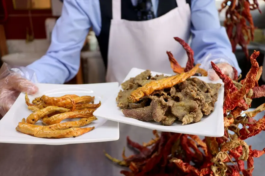 Edirne'nin tescilli lezzeti tava ciğer iftar sofralarına lezzet katıyor 3 Edirne'nin tescilli lezzeti tava ciğer iftar sofralarına lezzet katıyor 3