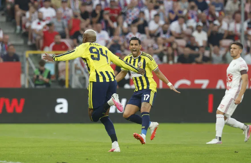 Fenerbahçe'nin UEFA Şampiyonlar Ligi play-off turundaki olası rakibi belli oldu 1 Fenerbahçe'nin UEFA Şampiyonlar Ligi play-off turundaki olası rakibi belli oldu 1