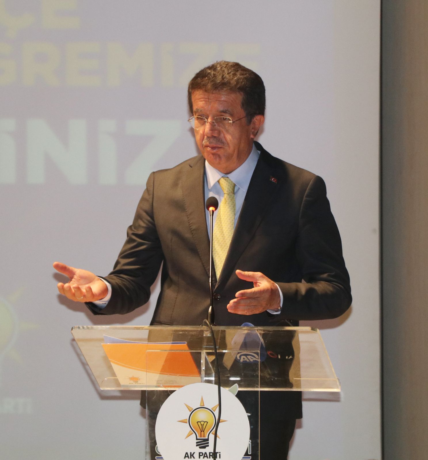 AK Parti'li Zeybekci: EYT maliyeti yılda iki deprem gibi