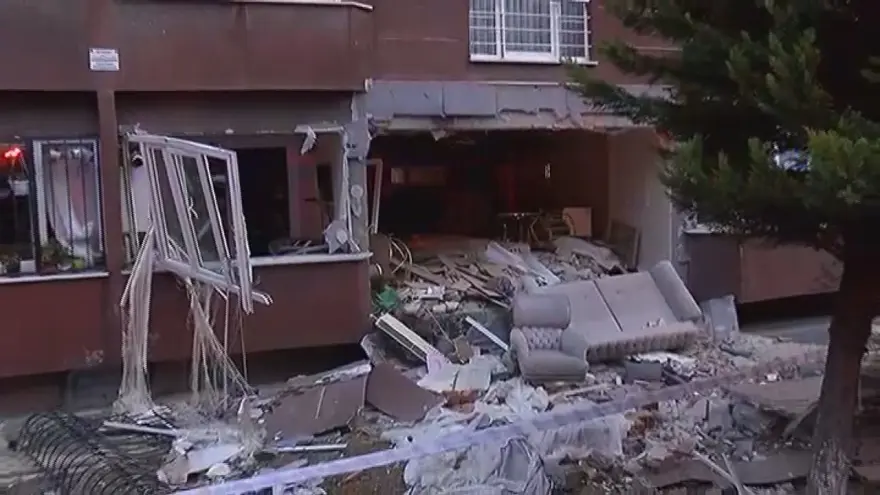 APARTMAN GÖREVLİSİ YAŞAMINI YİTİRDİ 3