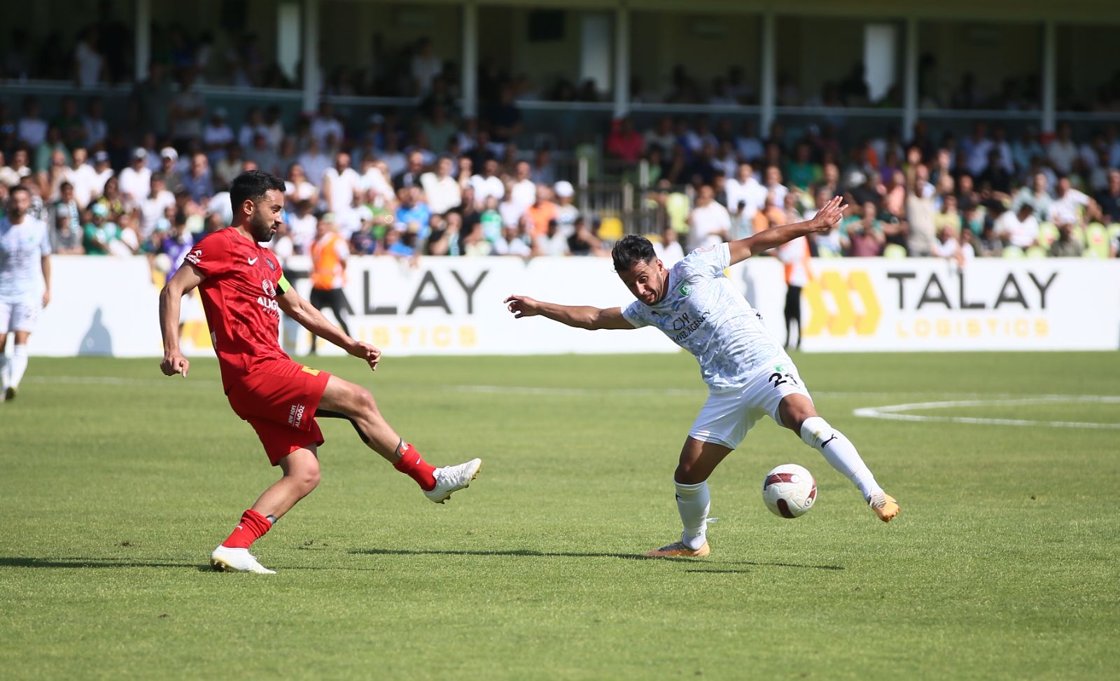 Sakaryaspor'un TFF 1.lig Play-off  finali rakibi belli oldu