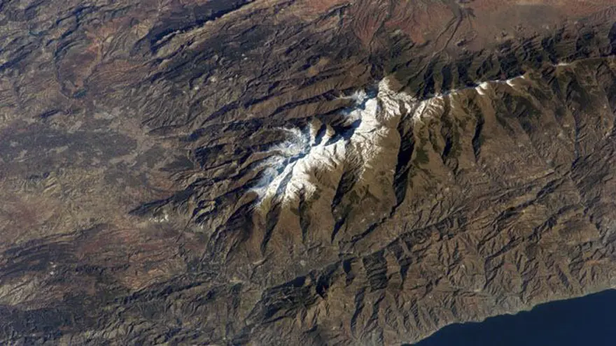 Milyonlarca kişiyi etkileyen kesinti yörüngeden görüntülendi (NASA paylaştı) 22