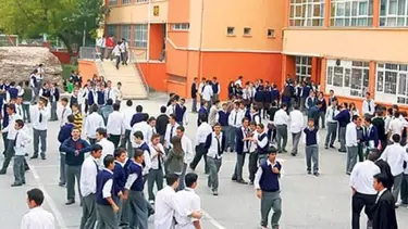 Okul müdürleri geri dönüyor