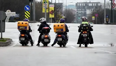 Kuryelerin mesai saatlerine düzenleme geliyor