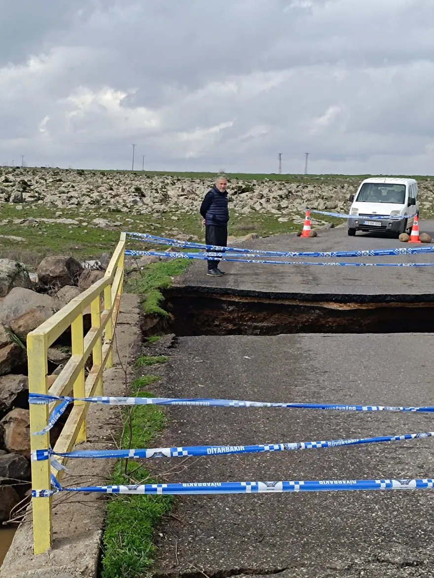 KÖPRÜ ULAŞIMA KAPATILDI 3