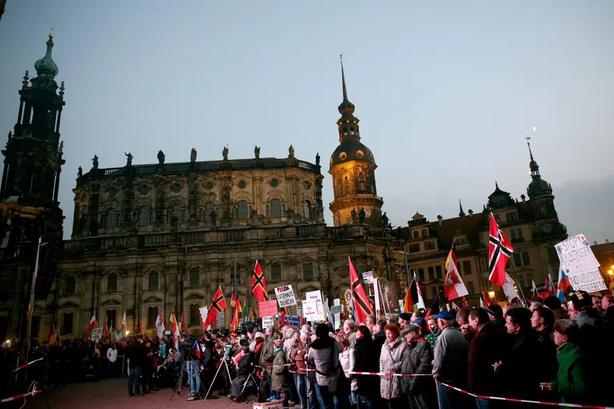 İslam karşıtı PEGIDA'dan 1. yıl gösterisi 10