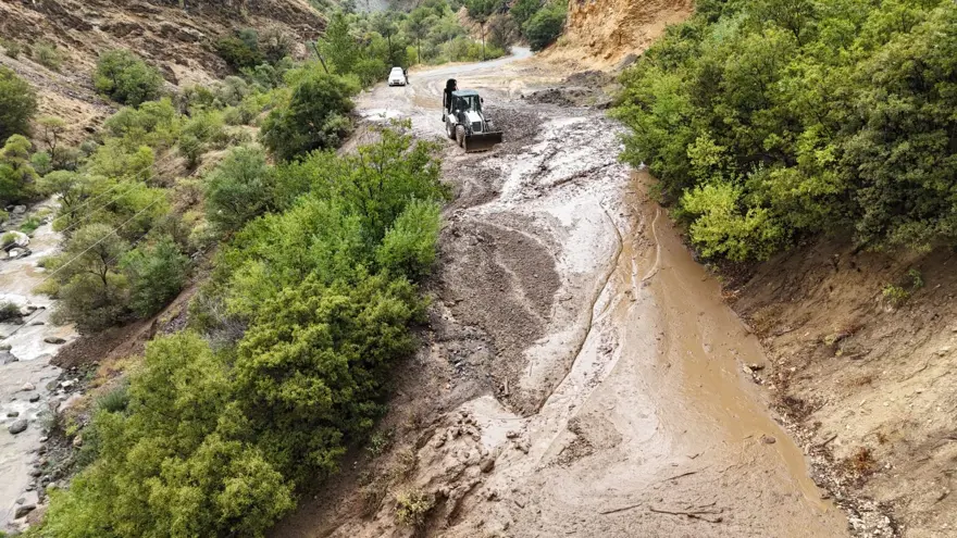 TUNCELİ'DE SAĞANAK HEYELANA NEDEN OLDU 20