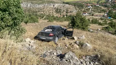Bilecik'te korkunç kaza: Önce elektrik direğine sonra şarampole