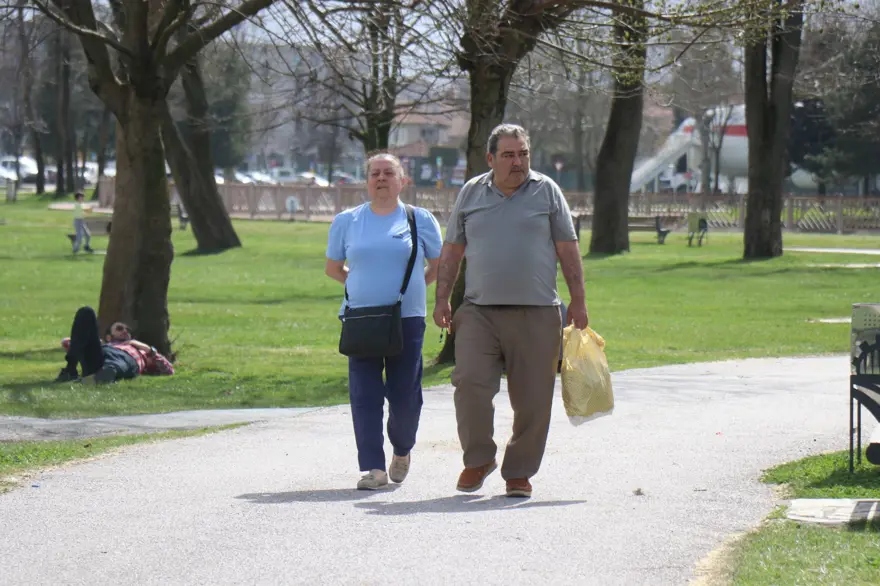 Sakarya'da Mart'ın ortasında yazdan kalma bir gün yaşanıyor 1