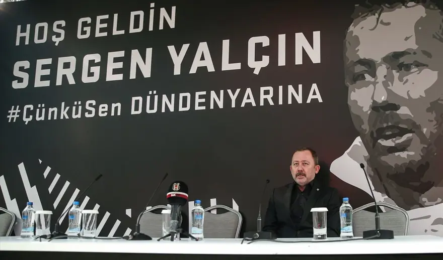 Vodafone Park'ta Sergen Yalçın izdihamı 23 Vodafone Park'ta Sergen Yalçın izdihamı 23